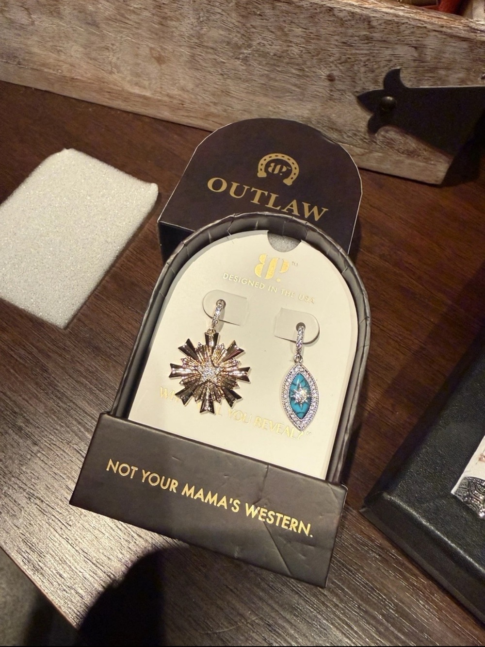 Bomb party outlaw charms new